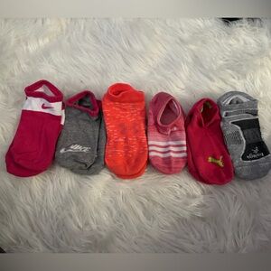 6 pair of sports no-show socks